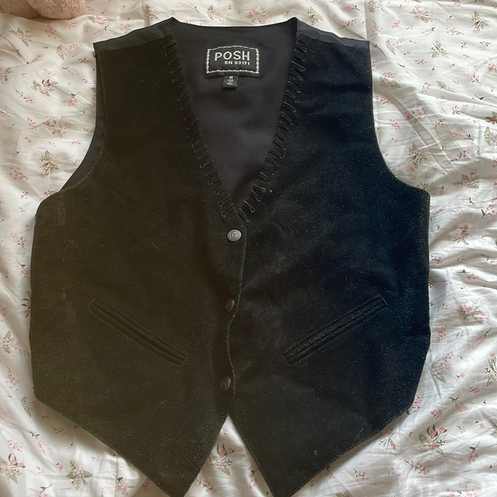 Black vest